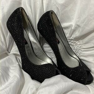 Cathy Din Rhinestone Babie-1 Black peep toe sparkly stilettos size 9